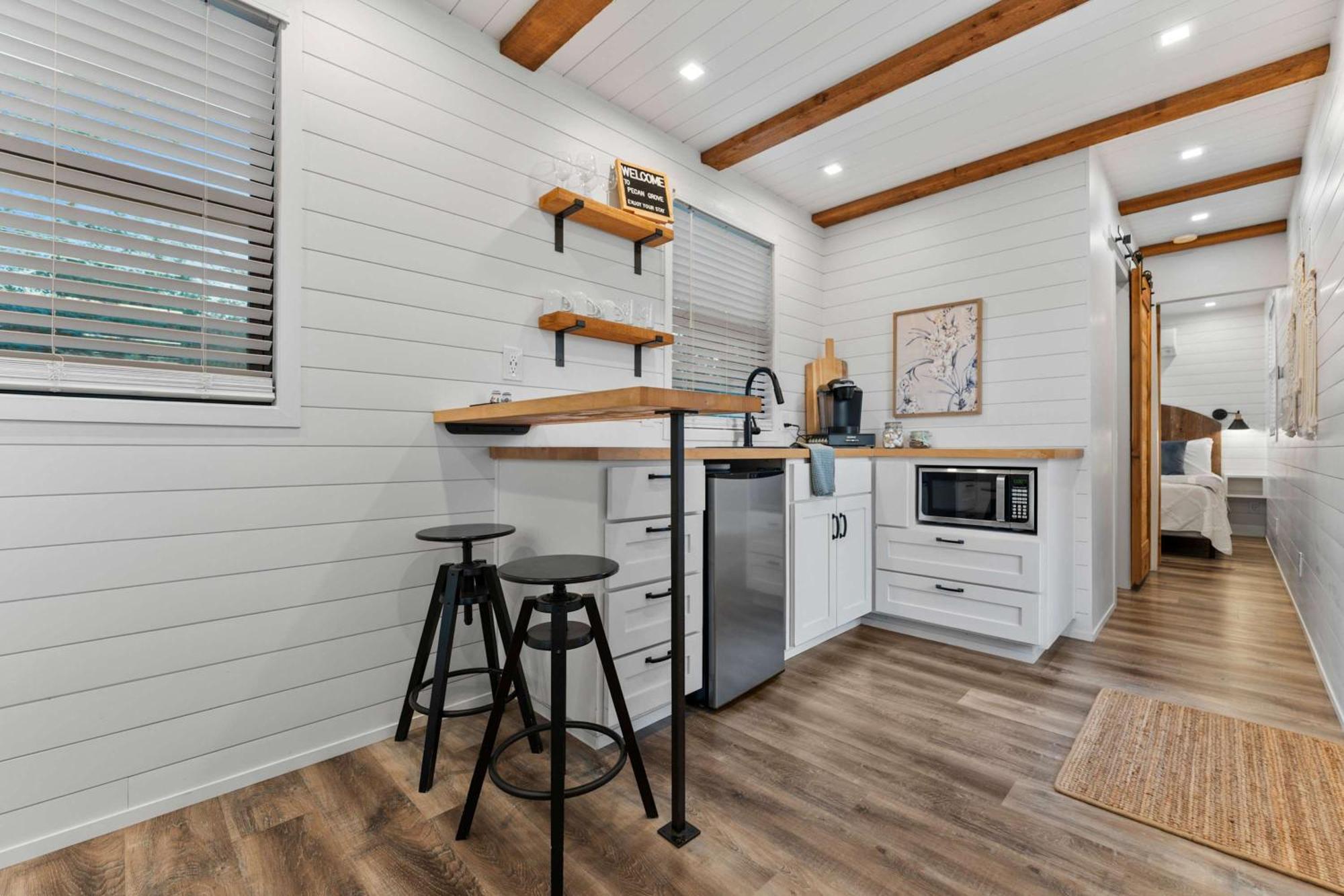 Container Home With Rooftop Views And Pickleball-Pecan Grove Bellmead Eksteriør bilde